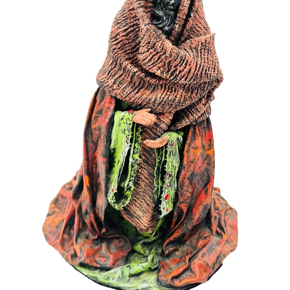 Vintage Nativity Three Wise Men Kings Paper Mache Christmas Holiday Figures Set - Picture 4 of 16